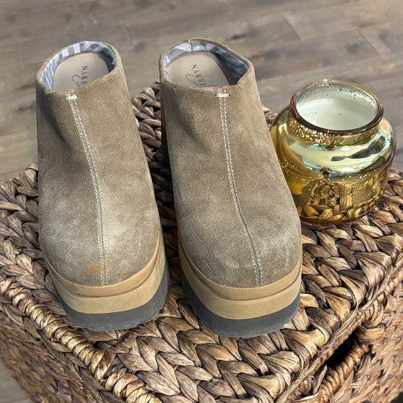 Naked Feet Tan Suede Mules - Picture 1 of 4